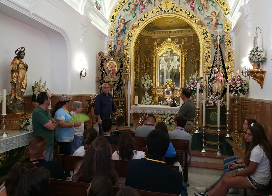 Visita de rocieros a la Calle Cabo